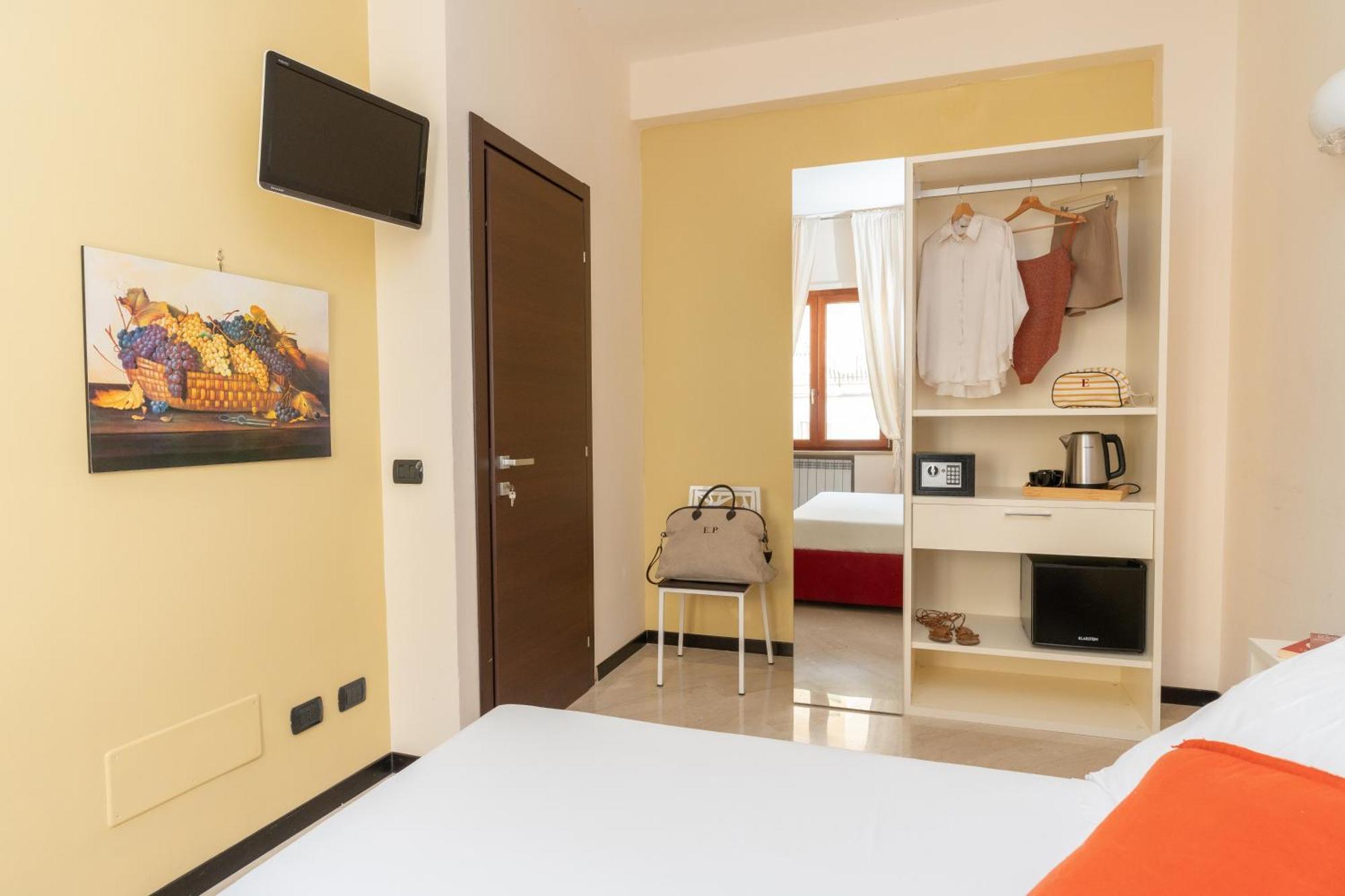 Hotel Comfort House Sorrento Esterno foto