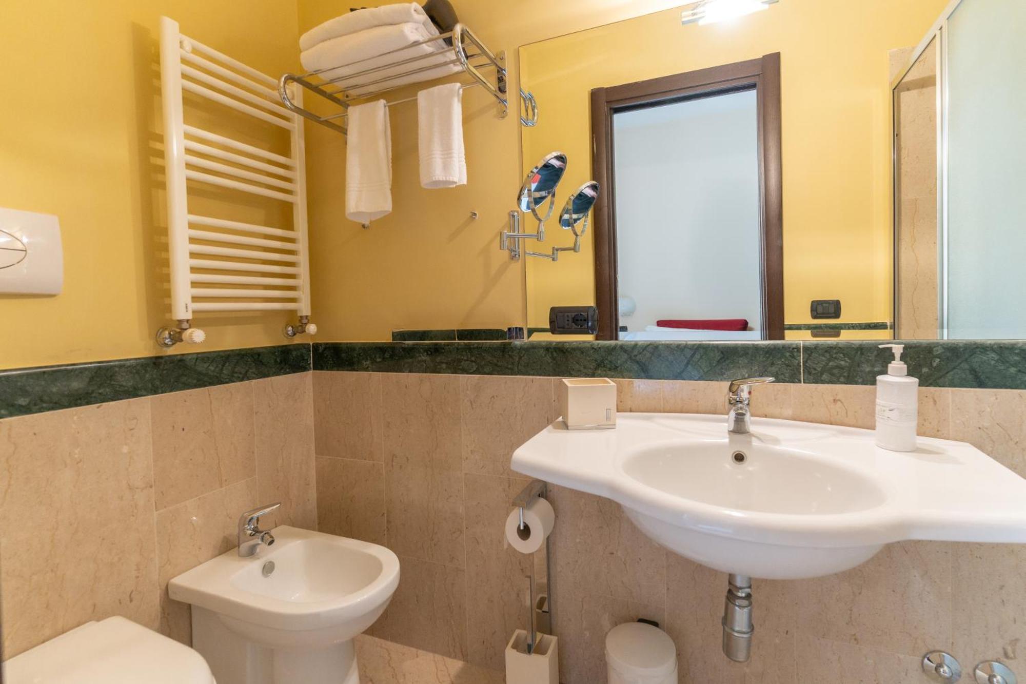 Hotel Comfort House Sorrento Esterno foto